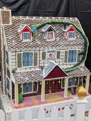 Turning Stone Resort Casino’s 2025 Gingerbread Village to Take Guests “Around the World”