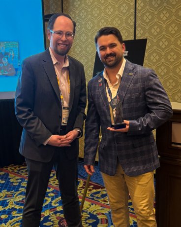 Vinny Peone Accepts SAMMY Award