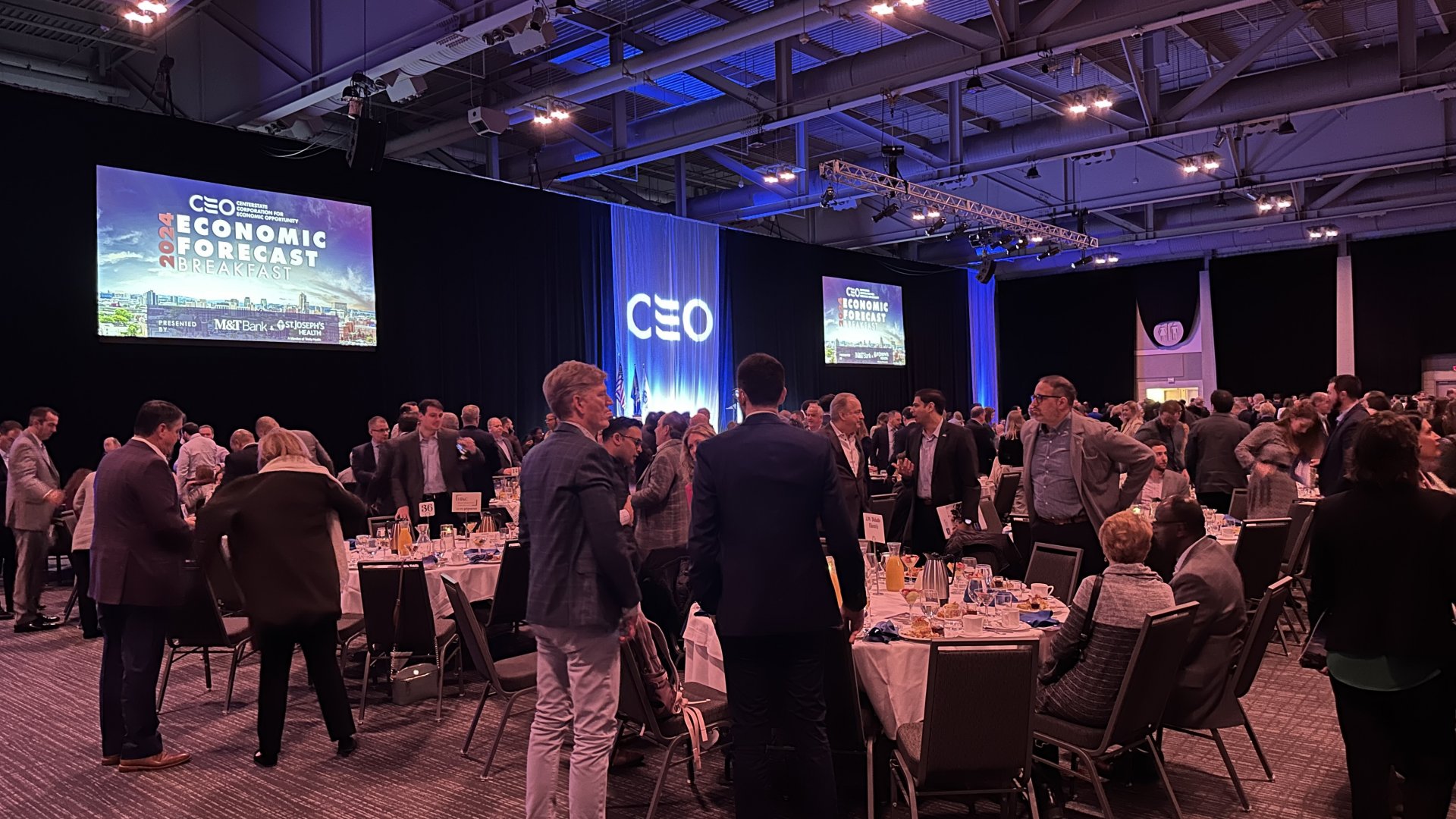 Crowd at the 2024 Economic Forecast Breakfast